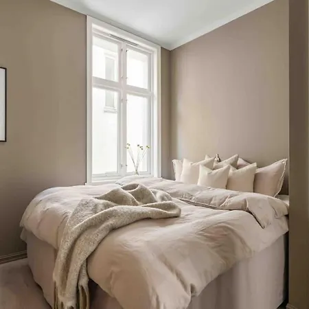 Beautiful In The Heart Of Apartment